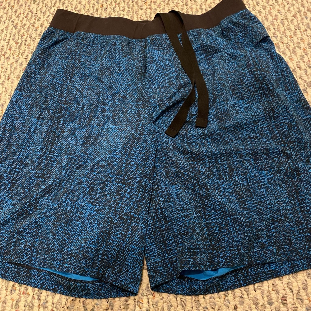 Mens Blue Lululemon Athletic Gym Running Shorts, Great Condition, Size Large